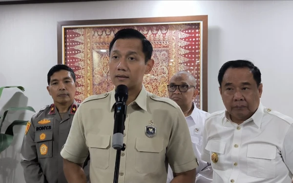 Thumbnail Berita - AHY Dorong Penuntasan Masalah ODOL, Kerusakan Jalan dan Kecelakaan Jadi Sorotan