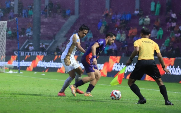 Thumbnail Berita - Tak Dapat Izin Polres Kediri Kota, Laga Persik vs PSIM Yogyakarta Digelar Tanpa Penonton di Gresik