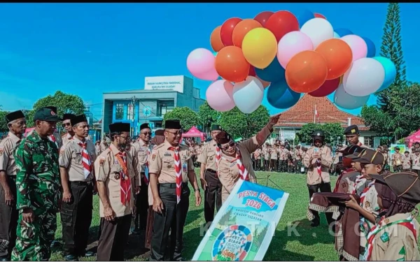 Thumbnail Berita - Bentuk Karakter Lewat Kegembiraan, 616 Siswa Ikuti Pesta Siaga 2026 Kwarran Cilacap Selatan