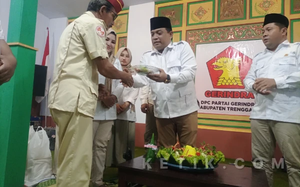 Thumbnail Berita - Gerindra Trenggalek Rayakan HUT Ke-18, Incar 12 Kursi Dewan di Pemilu 2029