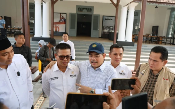 Thumbnail Berita - APKASI Salurkan Bantuan Kemanusiaan untuk Warga Terdampak Bencana Situbondo