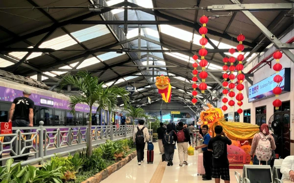 Thumbnail Berita - Jelang Libur Imlek 2026, KAI Daop 8 Surabaya Catat Penjualan 60 Ribu Tiket