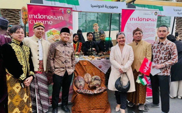 Thumbnail Berita - Mahasiswa Unuja Pukau Pengunjung Internasional di Hari Nasional Kuwait