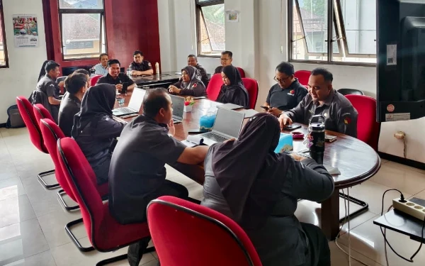 Thumbnail Berita - Bawaslu Kota Batu Matangkan Rencana Kerja 2026, Fokus Penguatan Pengawasan Pemilu