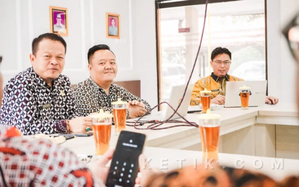 Thumbnail Berita - Transformasi Pendidikan di Brebes, PAUD Digital dan SPMB Online Hadir untuk Masa Depan Gemilang