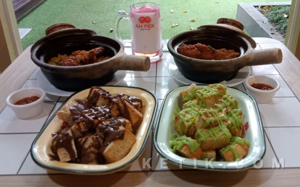 Thumbnail Berita - Ah Pek Kopitiam Malang Hadirkan Paket Duk Duk Tak, Sajian Takjil Spesial Ramadan Penuh Kebersamaan