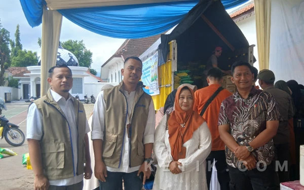 Thumbnail Stabilkan Harga Pasar Menjelang Ramadan, Satgas Pangan Polres dan Bulog serta Pemkeb Situbondo Lakukan GPM