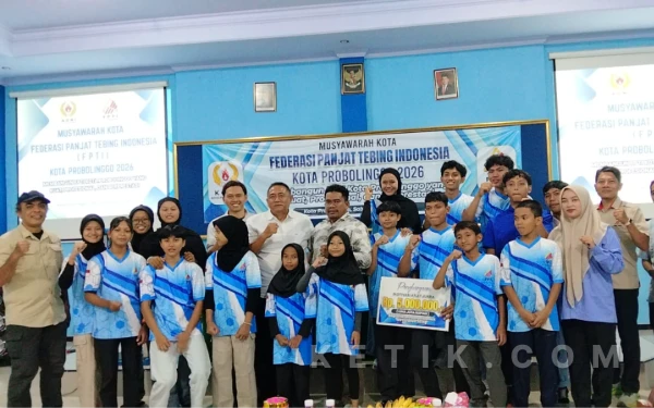 Thumbnail Berita - Dari Politik ke FPTI Kota Probolinggo, Gus Nur Targetkan Lebih Banyak Atlet Tembus Nasional