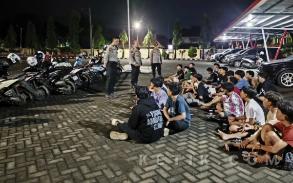 Thumbnail Berita - Puluhan Remaja Balap Liar Terjaring Patroli Pleton Siaga Polres Situbondo