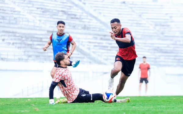 Thumbnail Berita - Fokus Benahi Pertahanan, Persik Kediri Incar Hasil Positif Lawan Bhayangkara Presisi