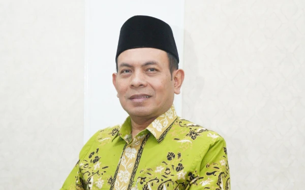 Thumbnail Berita - Kemenag Jatim Lakukan Rukyatul Hilal di Tengah Kondisi Cuaca dan Lokasi yang Menantang