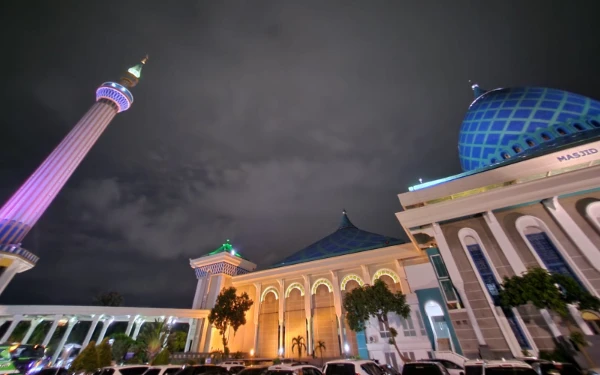 Thumbnail Berita - Catat dan Ikuti! Ini Program-Program Masjid Nasional Al-Akbar Surabaya Selama Ramadan 1447 H