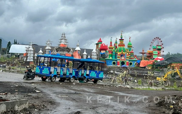 Thumbnail Berita - Dibuka Sebelum Lebaran, Ini Sederet Harapan Warga Tulungrejo pada Batu Fantasi Garden!