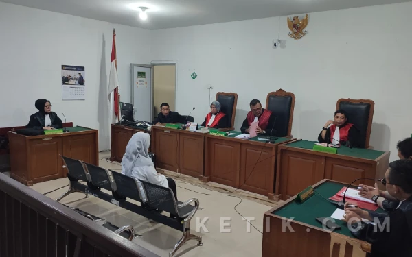 Thumbnail Berita - Bendahara PMI Banyuasin Wardiyah Didakwa Selewengkan Dana Hibah Rp325 Juta