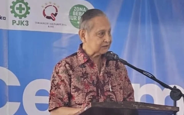 Thumbnail Berita - Prof. Moch. Hidayat, Spesialis Bedah Ortopedi Pertama di Malang, Meninggal Dunia