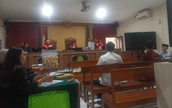 Thumbnail Berita - Saksi Akui Pengondisian Suara, Eks Camat Cangkringan Dicecar Soal Tanggal Proposal