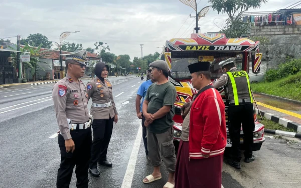 Thumbnail Berita - Satlantas Polres Tegal Tertibkan Odong-Odong di Slawi, Prioritaskan Keselamatan Pengguna Jalan