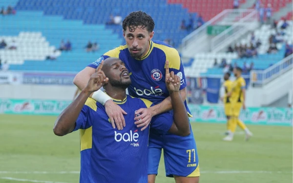 Thumbnail Berita - Tanpa Betinho, Arema FC Bawa Skuad Terbaik Kala Melawat ke Kandang Madura United