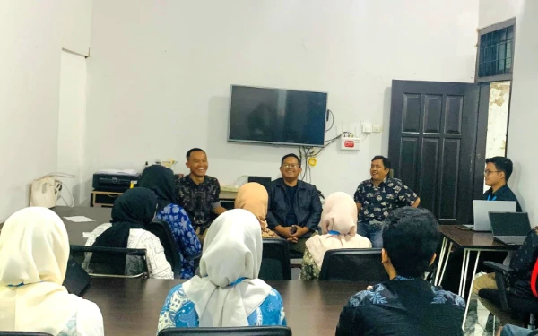 Thumbnail Berita - Wakil Ketua DPRD Kota Malang Trio Agus Purwono: Politik Itu Skill, Mahasiswa Jangan Takut!