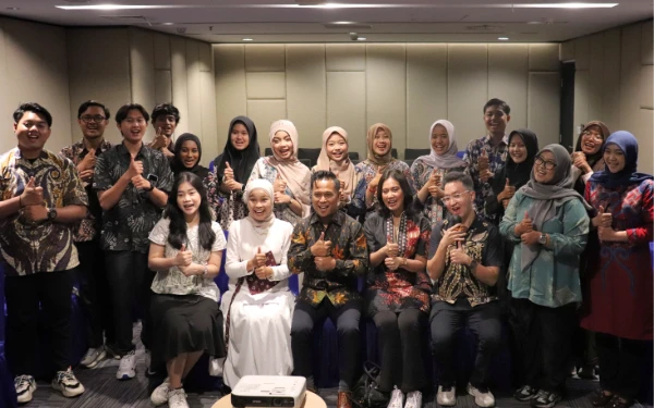 Thumbnail Berita - Bedah Rahasia Manajemen Krisis, PERHUMAS Muda Surabaya Raya Sambangi Midtown Hotels Indonesia