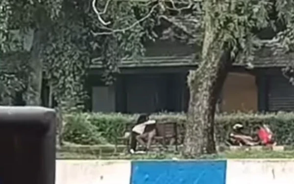 Thumbnail Berita - Video Viral Dugaan Asusila di Kawasan Kampus Unej, Universitas Akan Perketat Pengawasan