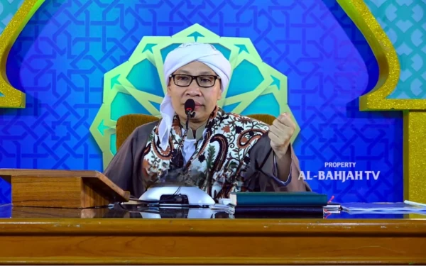 Thumbnail Berita - Bolehkah Menerima Takjil dari Non-Muslim? Simak Penjelasan Buya Yahya