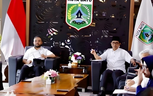 Thumbnail Berita - Prioritaskan Program Berdampak, Cak Nur: APBD 2026 Harus Selaras Visi Mbatu Sae