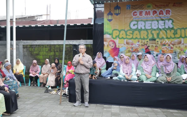 Thumbnail Berita - Grebeg Pasar Takjil, Cara Pemkab Sleman Hidupkan Ekonomi Rakyat