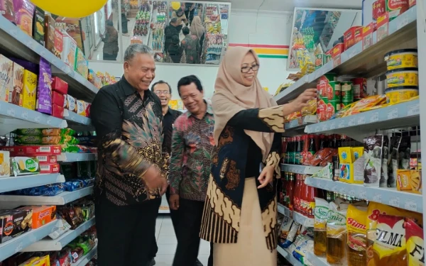Thumbnail Berita - Unikama Resmi Luncurkan Kanjuruhan Mart, Langkah Nyata Menuju Kampus Mandiri Secara Ekonomi