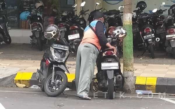 Thumbnail Berita - Siap-siap! Lelang Parkir Tepi Jalan Kota Madiun Segera Dimulai, Incar PAD Rp2,5 Miliar