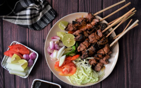 Thumbnail Berita - 3 Sate Legendaris di Kota Malang, Ada yang Sudah Eksis Sejak Tahun 1920