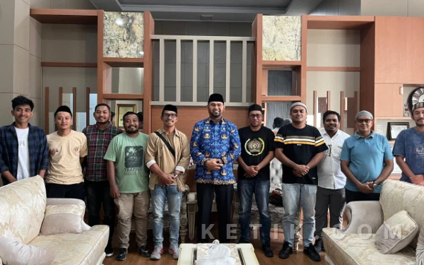 Thumbnail Berita - Bupati Bassam Total Dukung Pelantikan PWI Halsel