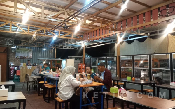 Thumbnail Berita - Bukber Murah di Malang, Bakmi Anglo Jowo Mbah Bejo Hadirkan Paket Ramadan Mulai Rp19 Ribu!