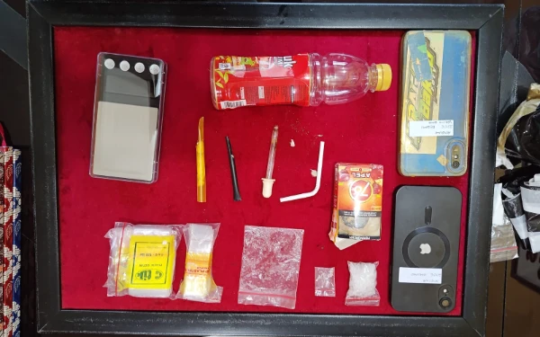 Thumbnail Berita - Polres Kediri Kota Sita 31,6 Gram Sabu Siap Edar, Bongkar Jaringan Napi di Lapas!