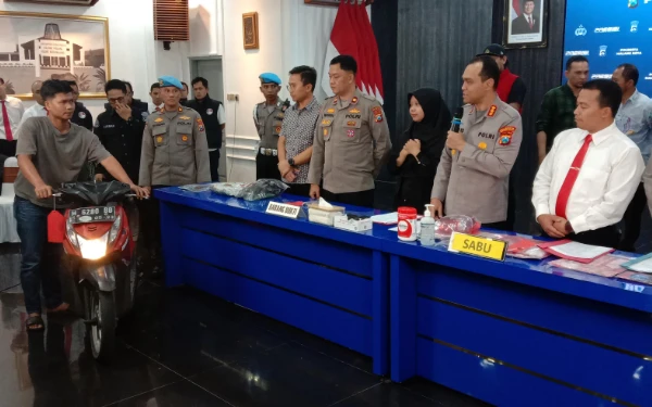 Thumbnail Berita - Enam Kali Beraksi, Dua Pelaku Spesialis Curanmor Di Kota Malang Diringkus Polisi
