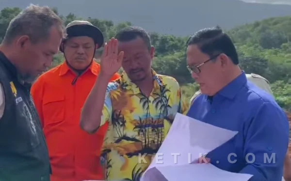 Thumbnail Berita - Wakil Bupati Lebak Tinjau Progres Pematangan Lahan Huntap untuk Warga Lebakgedong