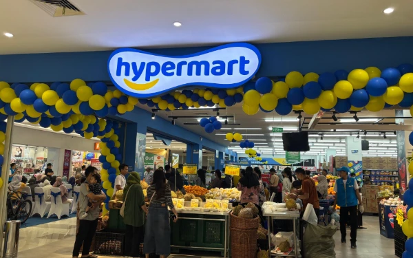 Thumbnail Berita - Hypermart Sawojajar Resmi Dibuka, Warga Malang Antusias Serbu Promo
