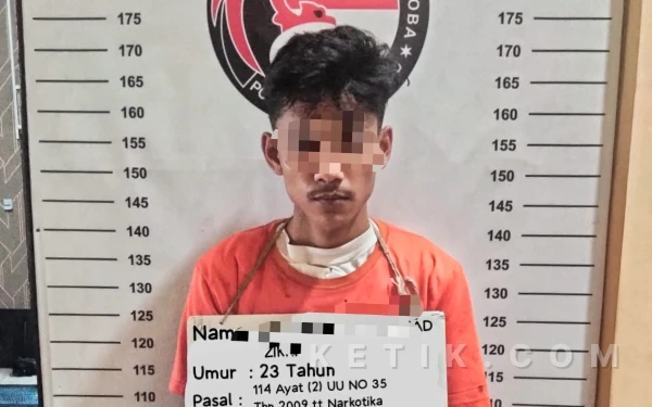 Foto Zikry warga Jorongkoto Lamo, Kelurahan Sungai Kambut, Kecamatan Pulau Punjung, Kabupaten Dharmasraya yang diringkus Unit I Satres Narkoba Polres Labuhanbatu. (FOTO : Seksi Humas Polres Labuhanbatu for Ketik.com)