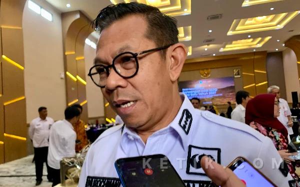 Thumbnail Berita - Wajib Dikembalikan! Wali Kota Batu Larang Pejabat Bawa Kendaraan Dinas Setelah Mutasi