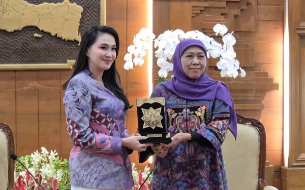 Thumbnail Berita - Dua Gubernur Perempuan Hebat Kolaborasi! Malut dan Jatim Kerja Sama Penguatan SPBE hingga Manajemen ASN