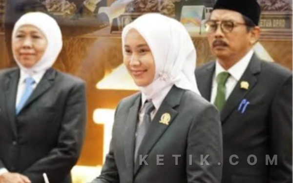 Thumbnail Berita - Wakil Ketua DPRD Jatim Sri Wahyuni Apresiasi Progam Mudik Gratis Pemprov Jatim