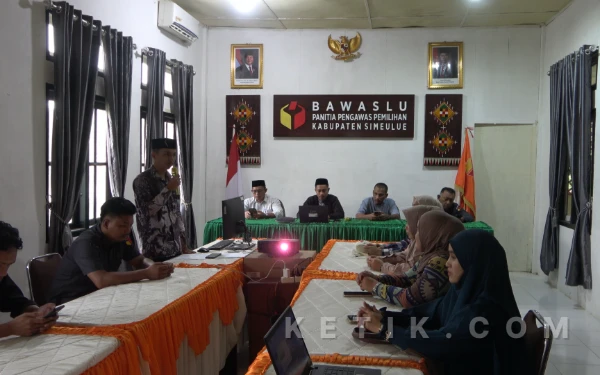 Thumbnail Berita - Bedah Kinerja di Masa Non-Tahapan, Panwaslih Simeulue Gelar Ngabuburit Pengawasan