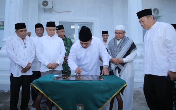 Thumbnail Berita - Safari Ramadhan Khusus 1447 Bupati Asahan Resmikan Masjid Al-Ikhlas di Kelurahan Mutiara