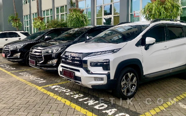 Thumbnail Berita - Tegas! Wali Kota Batu Terbitkan SE Larangan Pejabat Bawa Kendaraan Dinas Saat Mutasi