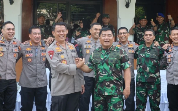 Thumbnail Berita - Profil Komjen Pol Rudy Heriyanto Adi Nugroho, Jenderal Bintang Tiga Non-Akpol yang Sandang Gelar Profesor