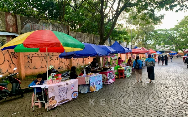 Thumbnail Berita - Dinkes Kota Batu Sidak Pasar Takjil, Pastikan Bebas Boraks dan Formalin