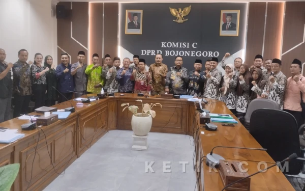 Thumbnail Berita - Ketua DPRD Bojonegoro: Validasi Data Penting Hindari Masalah Penyaluran Insentif