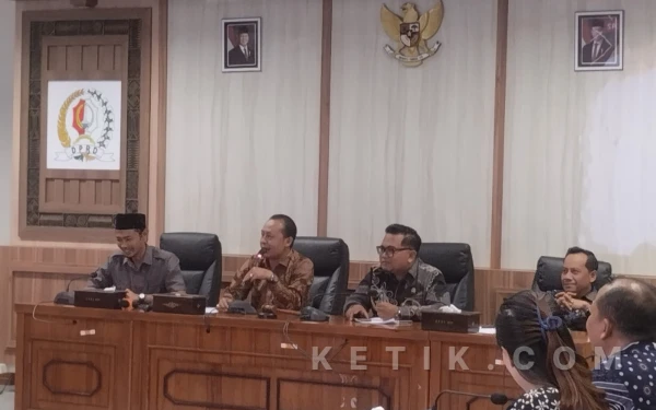 Thumbnail Berita - Usai Ramai Dikeluhkan, DPRD Bojonegoro Gelar Audiensi Evaluasi Menu MBG versi Ramadan
