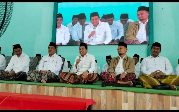 Thumbnail Berita - Kemenag Sumenep Gelar Peringatan Nuzulul Quran, Bahas Alquran sebagai Amanah Ekologis dan Jalan Perdamaian Dunia