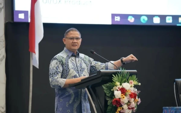 Thumbnail Berita - Kadisdik Jatim Dorong Guru DKV SMK Cetak Desainer Unggul Berdaya Saing Global